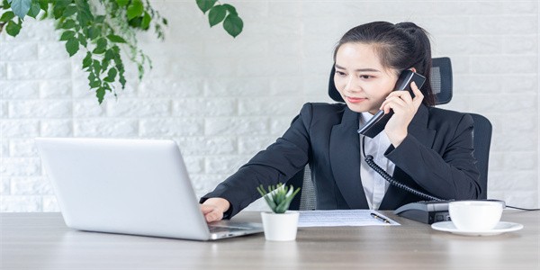 狮柯电子智能锁厂家统一24小时报修中心←狮柯智能门锁全天候维修服务中心(第1张图片)