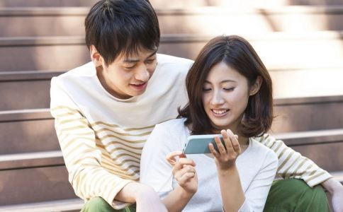 男女<a href='https://www.0553life.com/baike/qinggan/' target='_blank'>情感</a> 女人如何做魅力女人 女人如何吸引男人