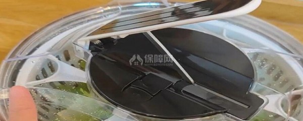 按压式沥水盆