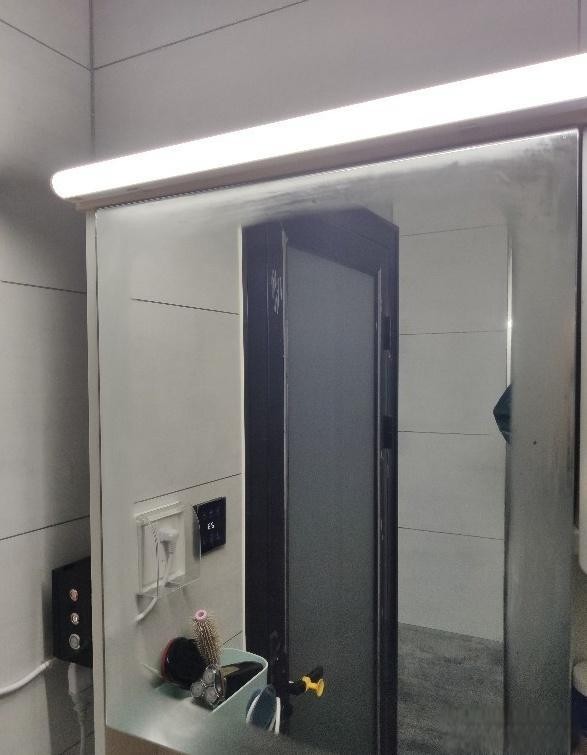 普通浴室镜改造智能除雾镜-有驾