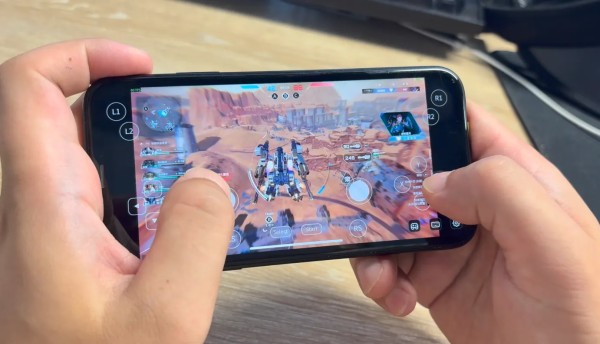 当年PSP上的《高达VS高达 NEXT PLUS》以出色的画面和极致的战斗体验给我留下了深刻的印象,经常和小伙伴们联机对战玩的不亦乐乎。那时就曾想,如果国内也有一款类似的游戏就好了,但那时国产游戏还是以仙侠为主的游戏居多。