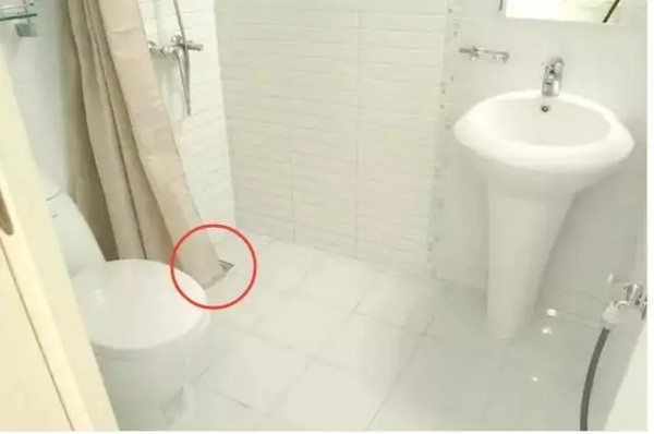 卫生间尖角形怎么解决