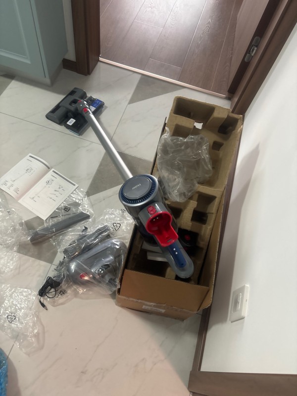 海尔(Haier)无线吸尘器家用大吸力吸尘机吸拖地一体机强力除螨手持式 HZ-G7S[吸尘器+紫外线除螨仪]晒单图