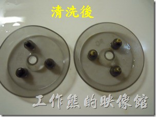 蘆薈清潔劑。這是抽油煙機蓋子浸泡兩個小時並清潔後的樣子。
