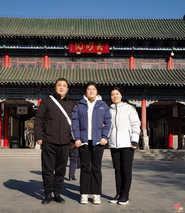 全国文明家庭｜王美华家庭：小家传递大爱 共建幸福家园