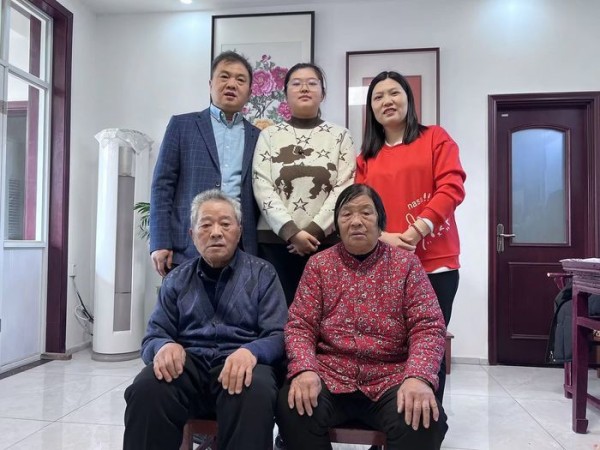 全国文明家庭｜王美华家庭：小家传递大爱 共建幸福家园