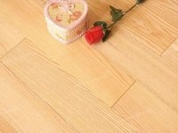 拜尔地板 实木地板变陈旧了该如何处理呢?