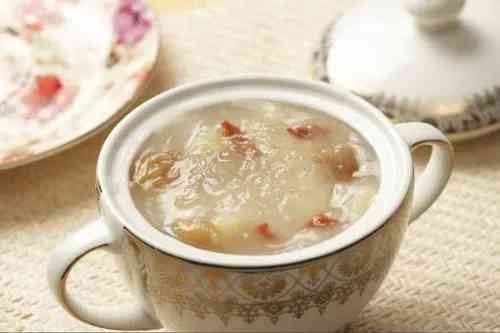燕窝可以加入什么药材煲：汤及其搭配食材一览