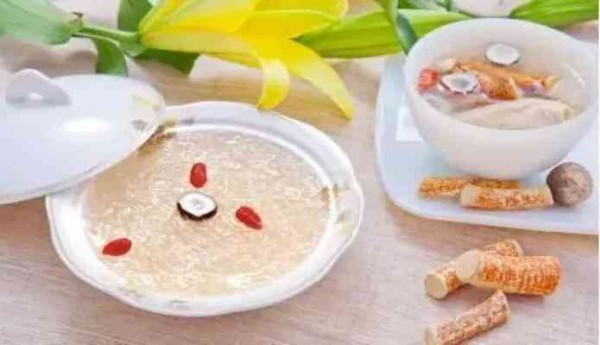 燕窝可以加入什么药材煲：汤及其搭配食材一览