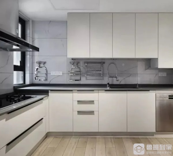 厨房吊柜高度