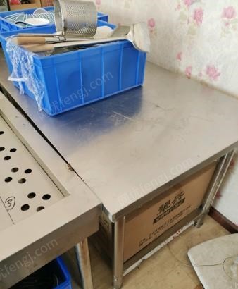 四川成都低价出售二手厨房设备