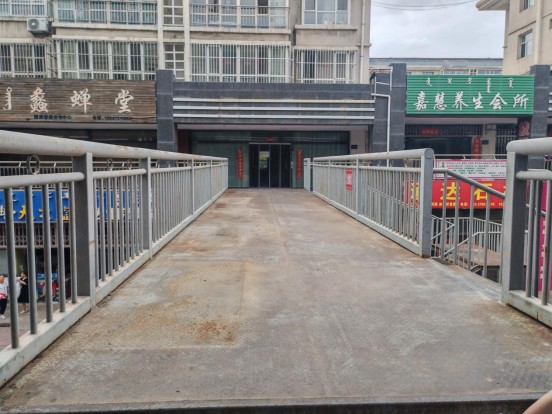 平安社区精准整治环境隐患&#32;共建整洁安全宜居家园
