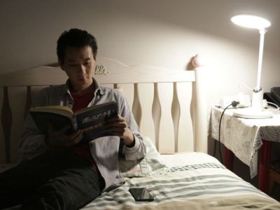 议百秒：亮度柔不伤眼，小管家护眼台灯Q18护眼台灯体验