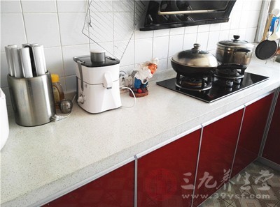 用品-厨房-吴佳佳拍-王妍雅修.jpg