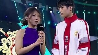 AG.AL战胜T1晋级决赛，Shanks碾碎T1钥匙 #EWC英雄联盟 #AGAL战胜T1