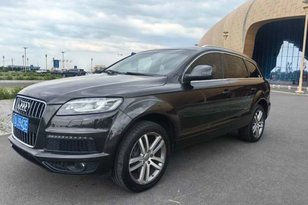 奥迪 Q7 2007款 4.2 FSI quattro 豪华型