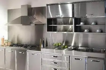 不锈钢橱柜生产厂家?不锈钢橱柜选购技巧?
