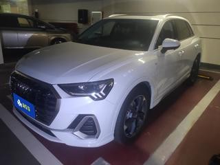 奥迪Q3 1.4T 时尚动感型
