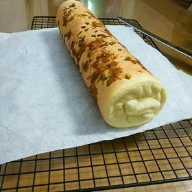 香葱肉松蛋糕卷