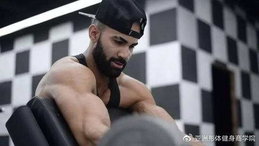 过来人告诉你做健身教练压力大不大