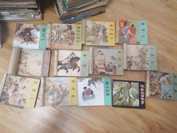 本店收购二手书籍，线装书，古籍善本，破旧老书，闲置图书连环画