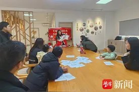 灵蛇献瑞迎新春,创意糖韵送福年!常熟市支塘镇丰联村、凤泾村开展亲子活动图片