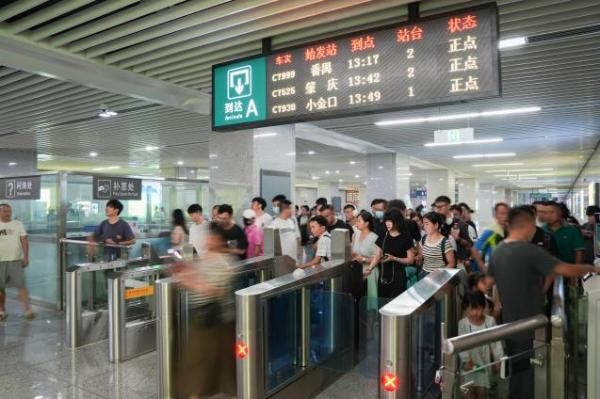 我是“大号地铁”，我同意你“丝滑”出行-有驾