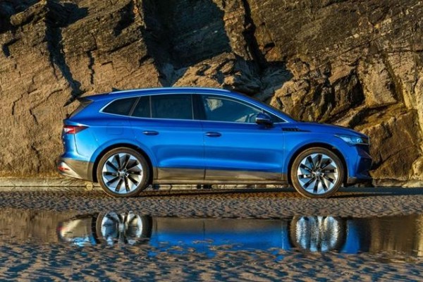 2025 年最佳家用电动汽车 - 完美应对生活中的各种情况-有驾