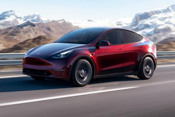 2025 年最佳家用电动汽车 - 完美应对生活中的各种情况-有驾