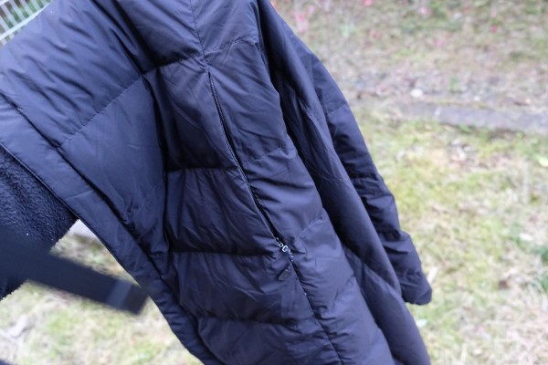 羽絨外套只重 300 克!mont-bell 熱賣「立領款」輕便保暖又好收,旅人必備