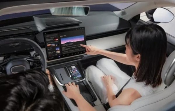 干净的屏幕，安静的驾驶：Flyme Auto懂你想要的简单-有驾