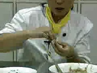 家常菜集锦12鸡火虾饼 扒烧整猪头 花式蒸饺[中国菜系列教学视频]