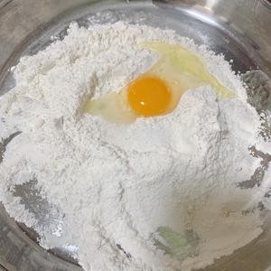 家庭版牛肉小汉堡(附带牛肉饼制作方法)的做法 步骤4