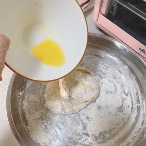 家庭版牛肉小汉堡(附带牛肉饼制作方法)的做法 步骤5