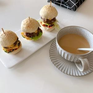 家庭版牛肉小汉堡(附带牛肉饼制作方法)的做法 步骤14