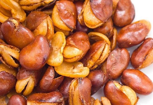 生活和中豆类食物的营养价值不一样, 黄豆绿豆蚕豆等哪种更有营养。