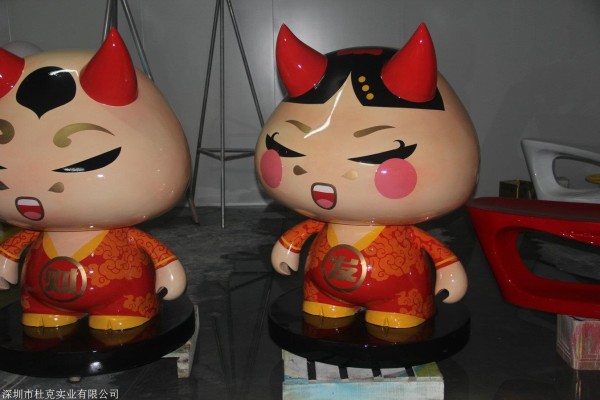 玻璃钢娃娃卡通雕塑 玻璃钢商场节日装饰摆件