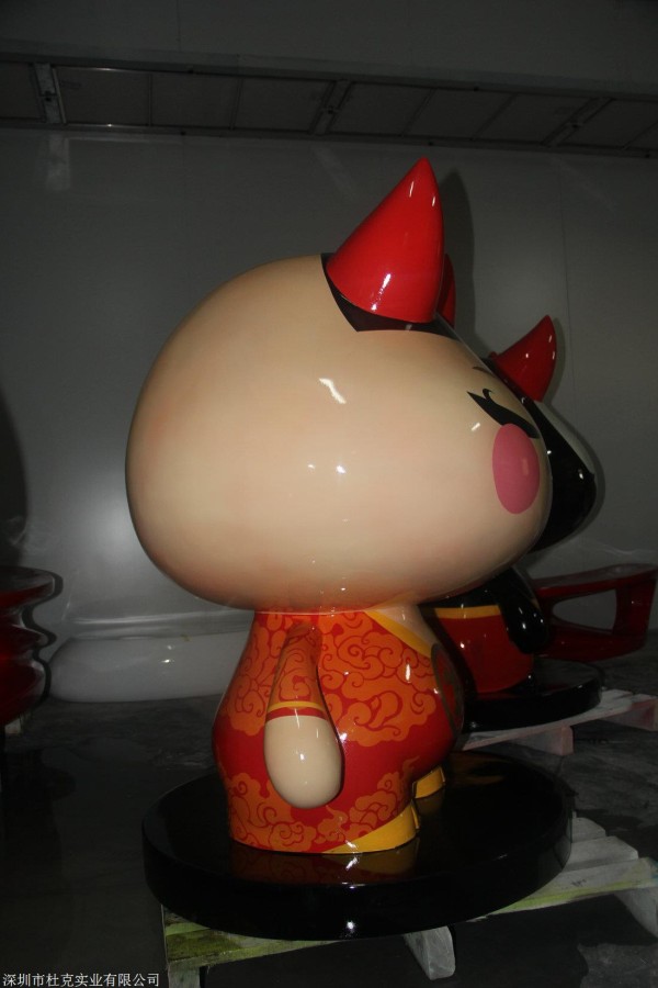 玻璃钢娃娃卡通雕塑 玻璃钢商场节日装饰摆件