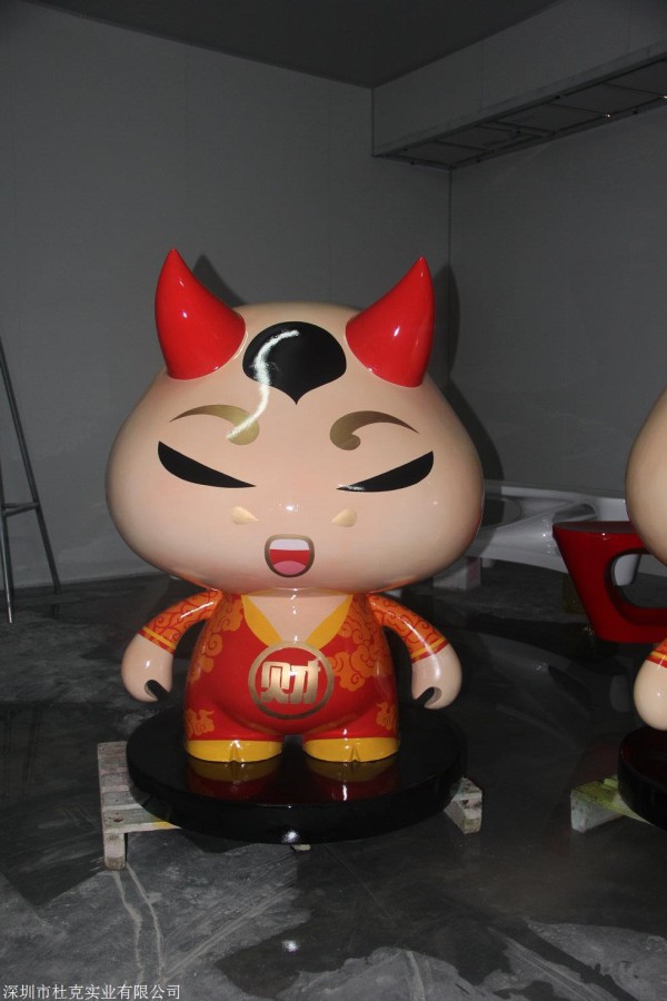 玻璃钢娃娃卡通雕塑 玻璃钢商场节日装饰摆件