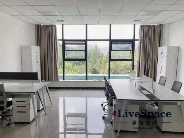 上海张江员工办公室+经理室家具案例