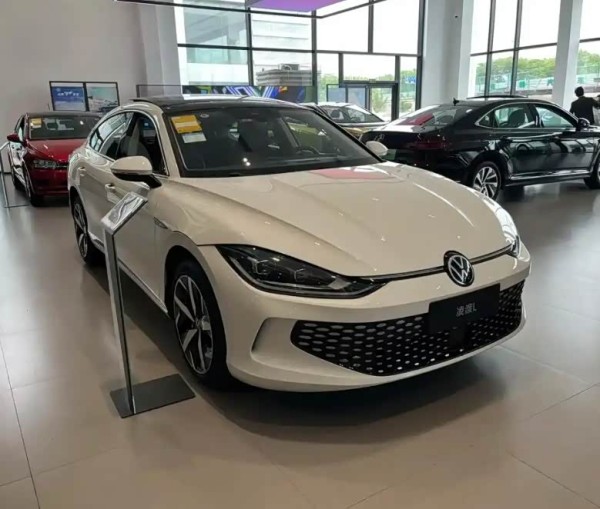 https://www2.autoimg.cn/chejiahaodfs/g32/M03/25/24/autohomecar__Chtk2WdK0HSAWxFDAAQk5ROYuf8164.png