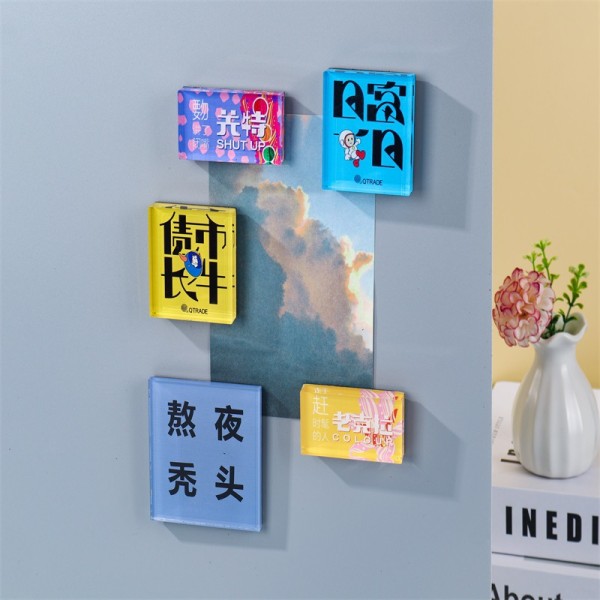 亚克力冰箱贴创意儿童毕业礼物流沙亚克力动漫立牌摆件入油钥匙扣 定制LOGO 1000起