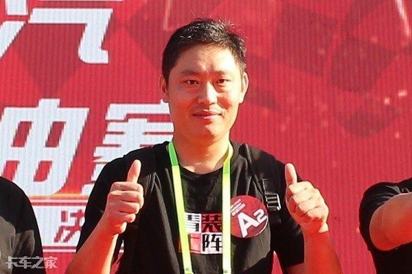 460马力牵引车百公里油耗24升，看看老司机是怎么做到的-有驾