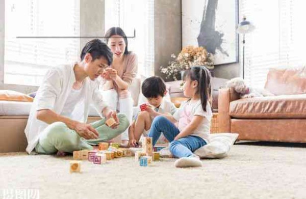 全方位亲子素材库：覆家庭生活、情感互动、成长教育各类场景