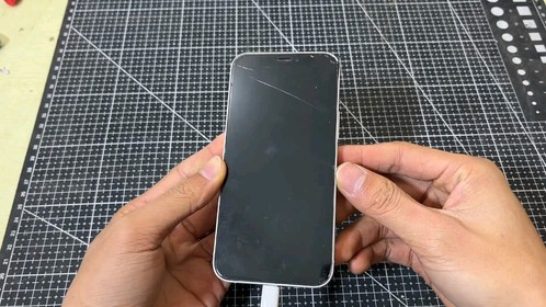 本来想省点钱的，现在好了要倒贴原装电池了。