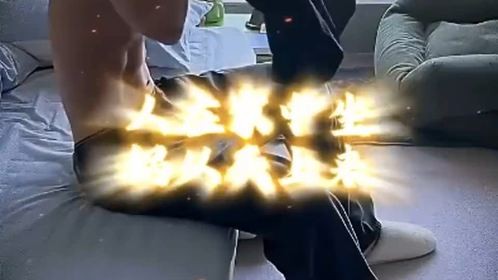 人在家中坐锅从天上来了…