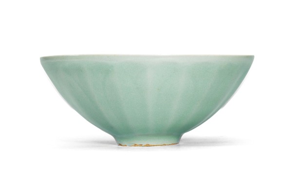 宋 龙泉青瓷 “莲花瓣”碗