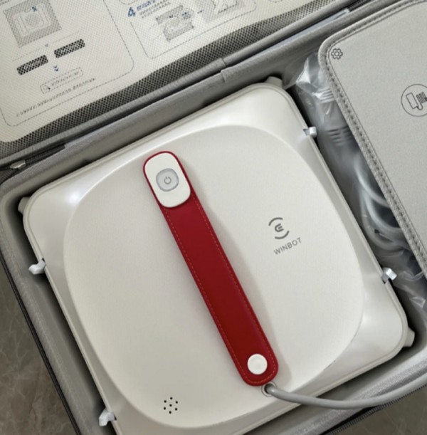 科沃斯窗宝W920测评：再也不用手动擦窗户了！的第5张示图