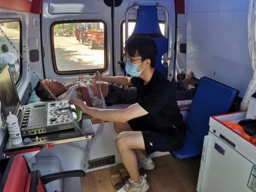 浙江移动运用数智技术手段，将巡回诊疗车改造升级成为“移动医疗站”