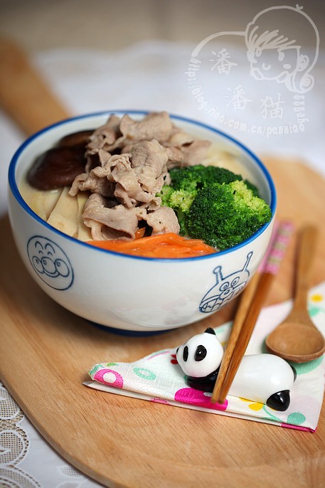 分分钟做出诱人浓汤--【时蔬豆浆乌冬面】